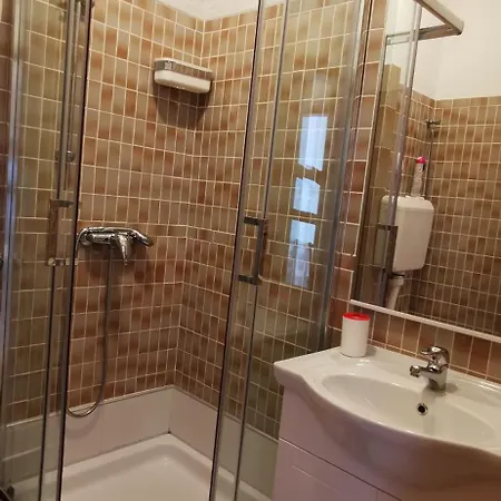 Apartmani Nata Lägenhet Maslinica
