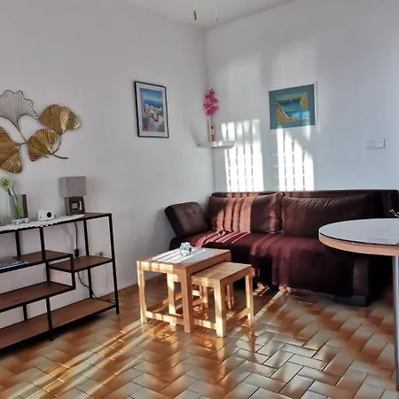 Apartment Apartmani Nata Maslinica