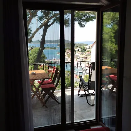 Apartmani Nata *