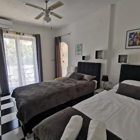 Apartmani Nata Apartment Maslinica
