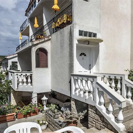 Apartment Apartmani Nata Maslinica