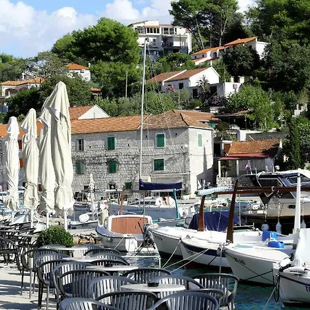 Apartment Apartmani Nata Maslinica