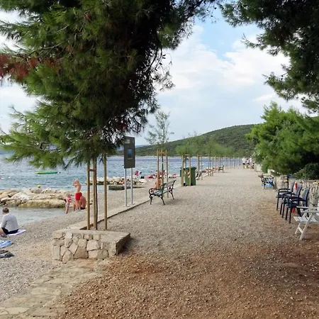 Apartmani Nata * Maslinica